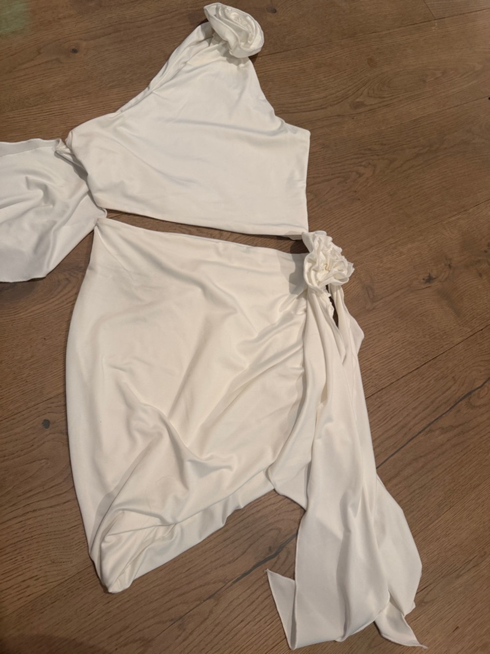 Lovers + friends Asymmetric One-Shoulder White skirt set with Floral Accent